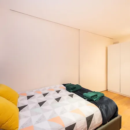 Pollen Street, Two-bedroom Flat Londen Buitenkant foto